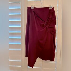 Maroon knee length pencil skirt